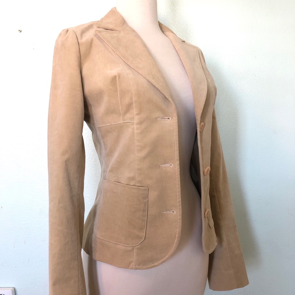 Bettina Liano Cream Fitted Blazer